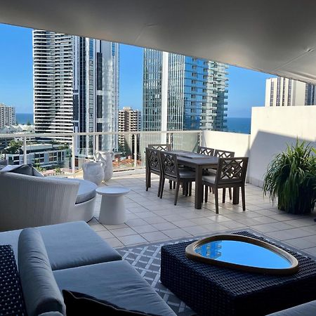 Private Sky Terrace Classic Penthouse 2 Car Parks Apartamento Gold Coast Exterior foto